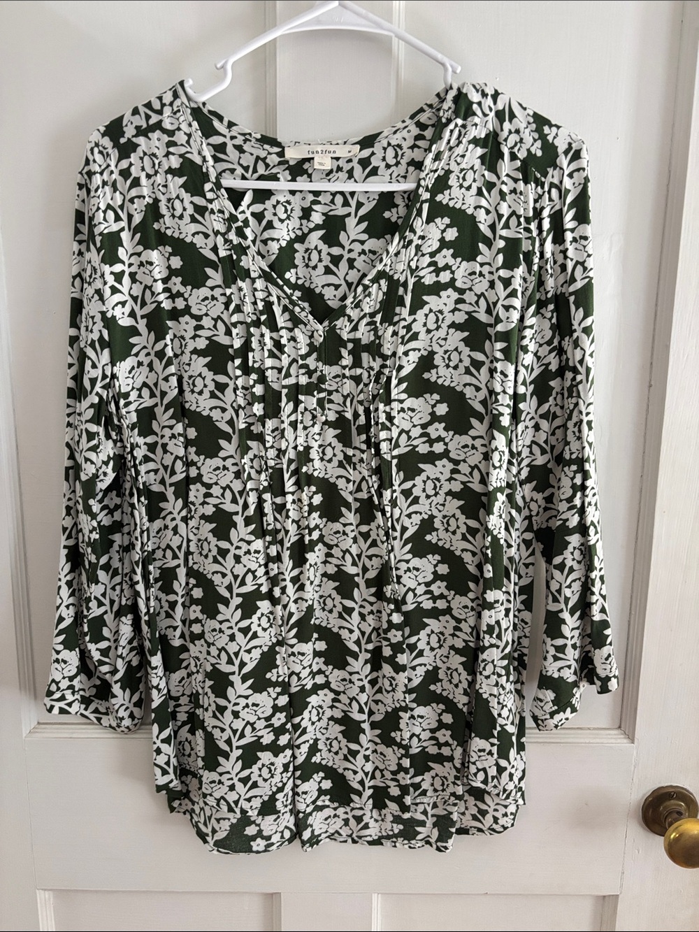fun 2 fun Olive Green & White Floral V-Neck Blouse #15